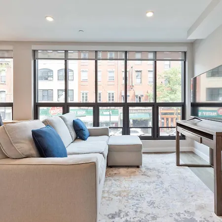 Luxury 2Br North End Retreat Apartment
